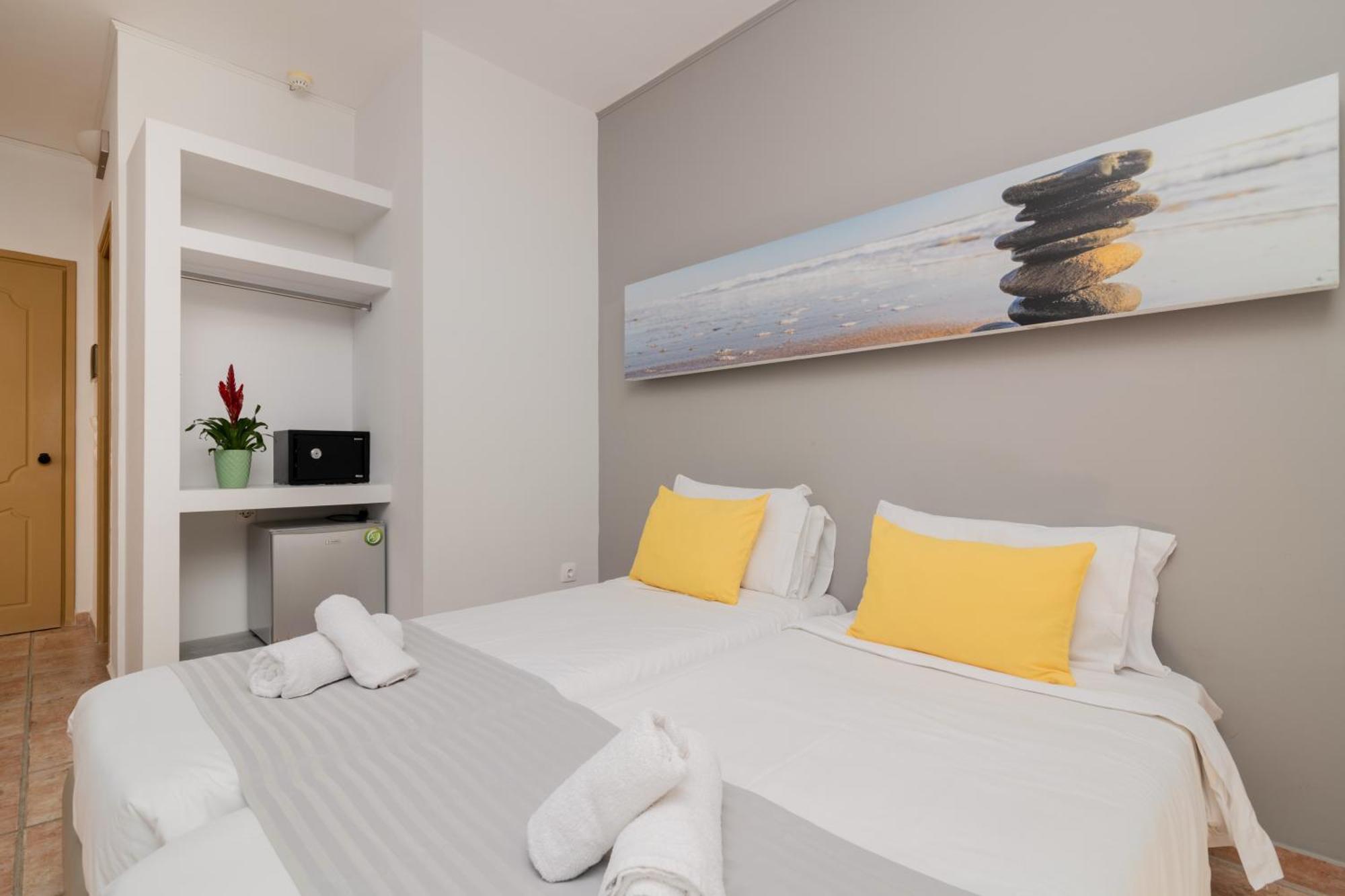 Cavo D'Oro All Inclusive Resort Kalamaki  Exterior photo